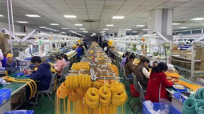 Shenzhen Chuanglixun Optoelectronic Equipment Co., Ltd. dây chuyền sản xuất nhà máy