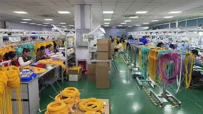 Shenzhen Chuanglixun Optoelectronic Equipment Co., Ltd. dây chuyền sản xuất nhà máy